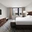 Hilton Indianapolis Hotel & Suites