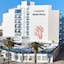 Universal Hotel Perla