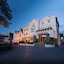 Mandolay Hotel Guildford