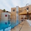 Mavina Hotel & Apartments