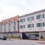 Best Western Airport Plaza Inn