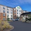 Holiday Inn Express And Suites Newport
