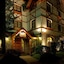 Le Chatelet Hotel