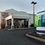 Holiday Inn Express Vernon - Manchester By Ihg