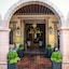 Mesón De Santa Rosa Luxury Hotel