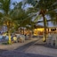 Le Peninsula Bay Beach Resort & Spa