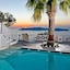 Cliff Side Suites