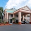 Econo Lodge Inn & Suites