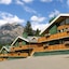 Pyramid Lake Lodge
