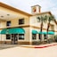Super 8 By Wyndham League City Kemah Area