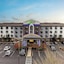 Holiday Inn Express Hotel & Suites Vancouver Mall By Ihg