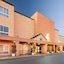 Comfort Inn & Suites Oakland