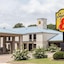 Super 8 By Wyndham Indianola