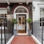 Montagu Place Hotel