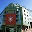 Earth And People Hotel & Spa