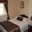 Dooly's Hotel