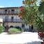 Dvor Apartments And Rooms