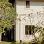Villa White Queen Resort & Spa