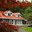 Redwood Lodge Bed & Breakfast
