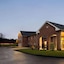 Days Inn & Suites By Wyndham Lancaster Amish Country