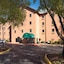 Guest Inn & Suites - Midtown Medical Center