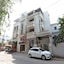 Oyo 2801 Magnate Hotel