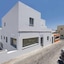 Central Fira Suites