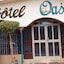 Oasis Hotel