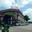 Peach Hill Hotel