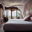 Catembe Gallery Hotel