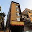 Oyo 8625 Yogendra Residency