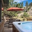 Rock Crest Lodge And Cabins