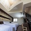 Footprint Inn