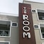The Room Apartment