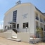 A Hotel Side