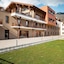 Hotel Base Camp Lodge