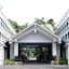 Pooh Beach Resort & Spa