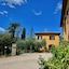 Fattorie in Todi per 6 persone con 2 camere Ref. 647647