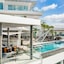 UniQue BoutiQue Resort