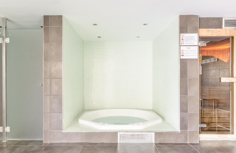 Spa - 2