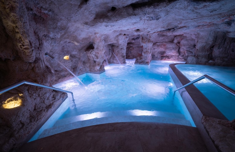 Spa - 2