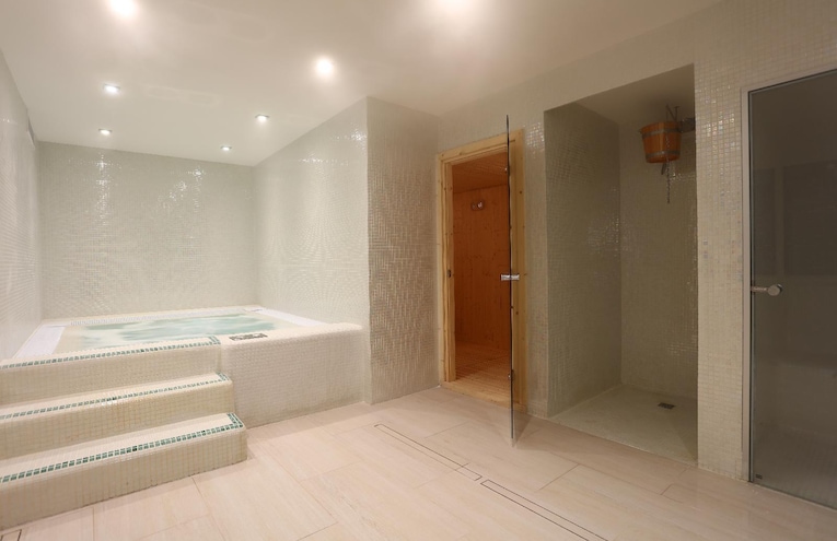Spa - 2