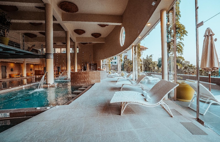 Spa - 2